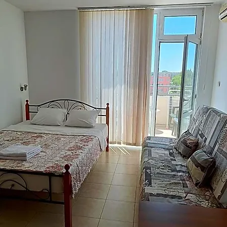 Rose 3* Slăntjev Brjag